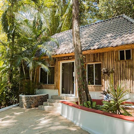 Falling Leaves Lodge San Ignacio Ngoại thất bức ảnh